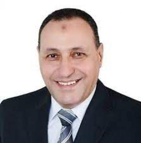 النائب فايق الزكي
