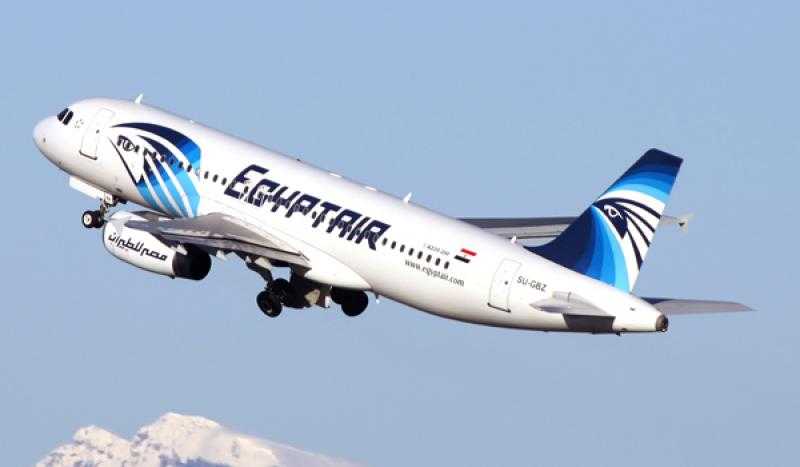 توقف مؤقت لرحلات مصر للطيران إلى دبي بسبب سوء الأحوال الجوية بالإمارة