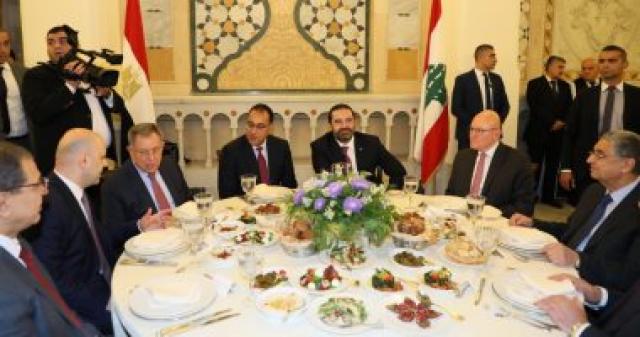 رئيس الوزراء ونظيره اللبنانى سعد الحريرى فى عشاء عمل فى بيروت