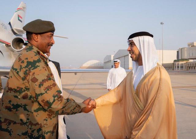 رئيس المجلس الانتقالى السودانى يزور الإمارات 