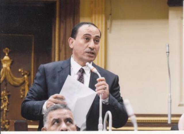 محمد عبد الله زين الدين نائب إدكوووكيل لجنة النقل بالبرلمان