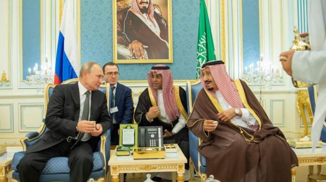 الملك سلمان يستقبل الرئيس بوتين في قصر اليمامة بالرياض