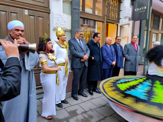 حزب الحرية المصرى يفتتح معرضه للتراث الحضارى المصرى بـ«ليتوانيا» 