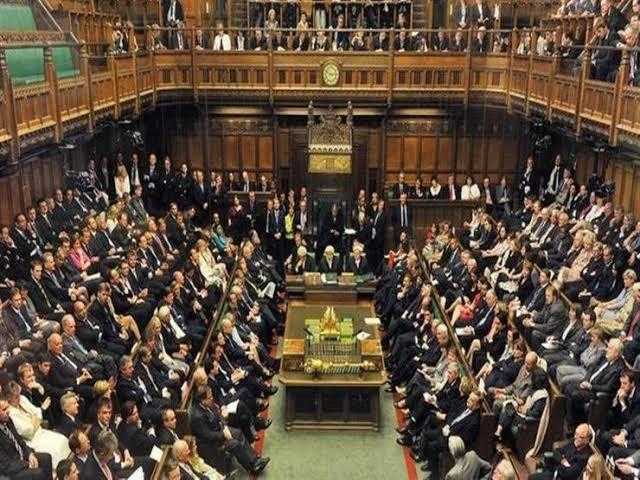 البرلمان البريطاني يوافق على صفقة «البريكست» نهائياً..والقانون ينتظر إقرار الملكة إليزابيث