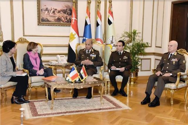 الفريق أول محمد زكي يلتقي وزيرة القوات المسلحة الفرنسية