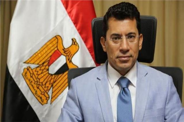 وزير الشباب والرياضة-اشرف صبحى