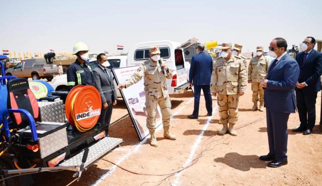  الرئيس السيسي يتفقد المعدات والأطقم الطبية التابعة للقوات المسلحة لمواجهة «كورونا»