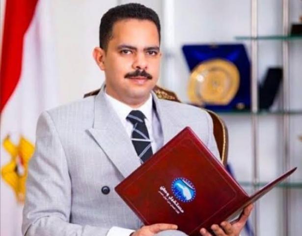 النائب أشرف رشاد الشريف