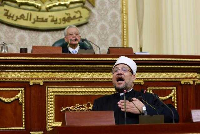 النائب خالد عبدالمولى مهاجمًا «وزير الأوقاف»:  «بيعتبر فرش المساجد رشوة مقنعة»