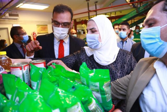 وزيرة التضامن الاجتماعي تشارك في احتفالية بنك الطعام المصري