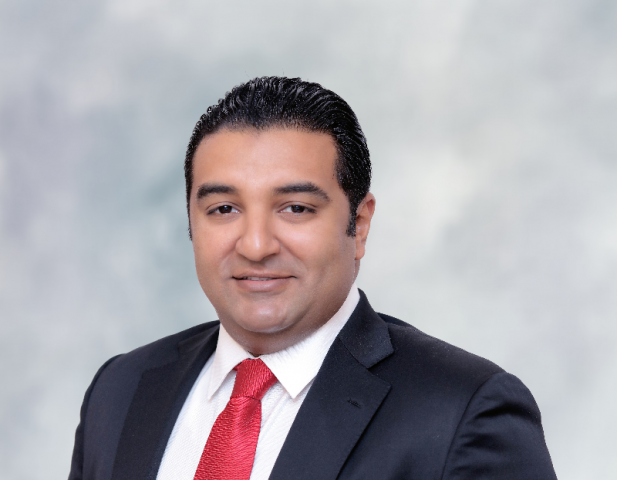 النائب محمود عصام موسى