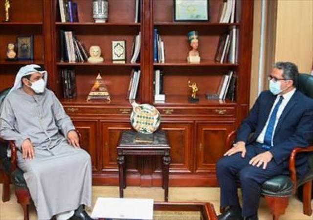 الدكتور خالد العناني وزير السياحة والآثار يستقبل سفير الامارات
