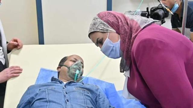 وزيرة التضامن تتعهد بتقديم الدعم لمصابي وأهالي ضحايا قطار المنصورة