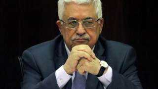 الرئيس الفلسطينى يقبل استقالة حكومة محمد اشتية ويكلفه بتسيير الأعمال