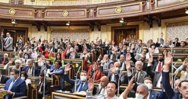 البرلمان يوافق علي قانون فصل الموظفين الاخوان