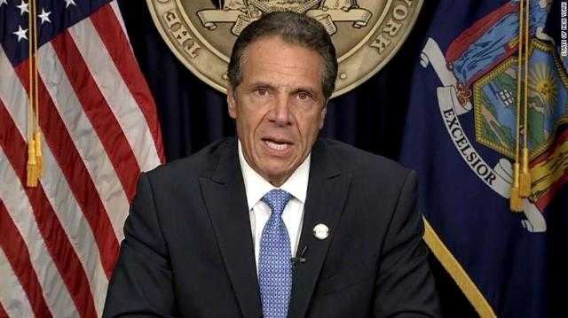 استقالة حاكم نيويورك المتصابي .. تحرش جنسيًا بـ11 امرأة