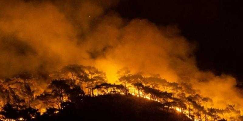 بسبب الحرائق.. إجلاء 8000 شخص من منطقة جيروند بجنوب فرنسا