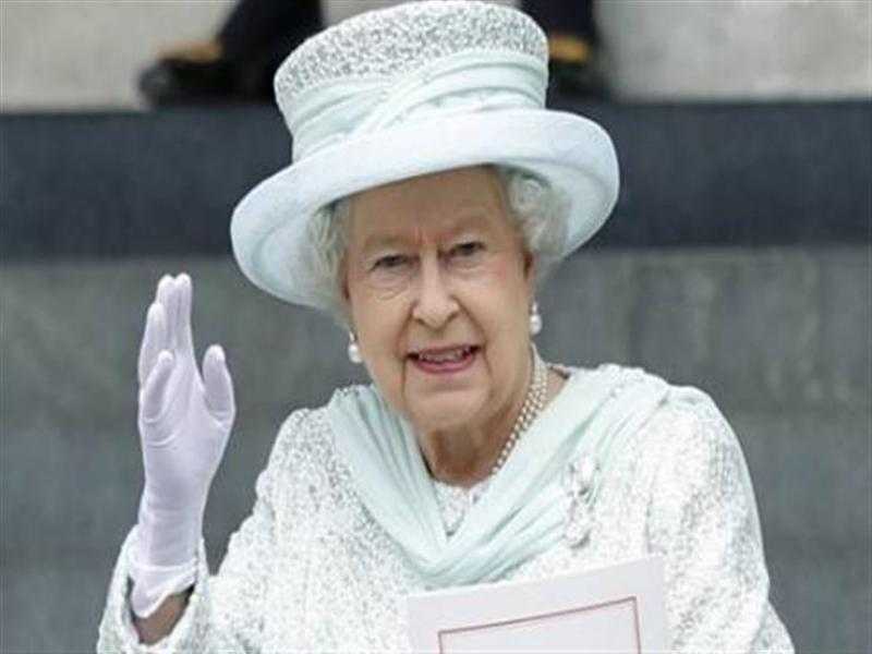 رئاسة الجمهورية: الملكة إليزابيث الثانية كانت مثالا رفيعا يحتذى في خدمة بلادها