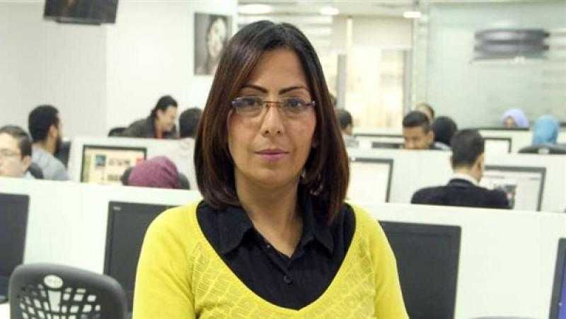 بوابة البرلمان تهنئ هناء قنديل لحصولها علي الماجستير من كلية الدراسات العليا الآسيوية