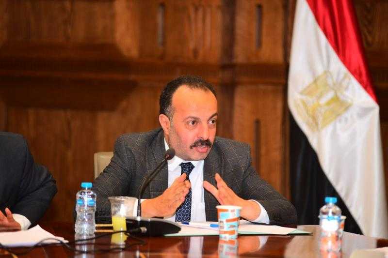 أحمد الحضري يكتب .. نجوم تحت قبة البرلمان ” 2”   خالد عبد المولي .. الحصان الاسود !