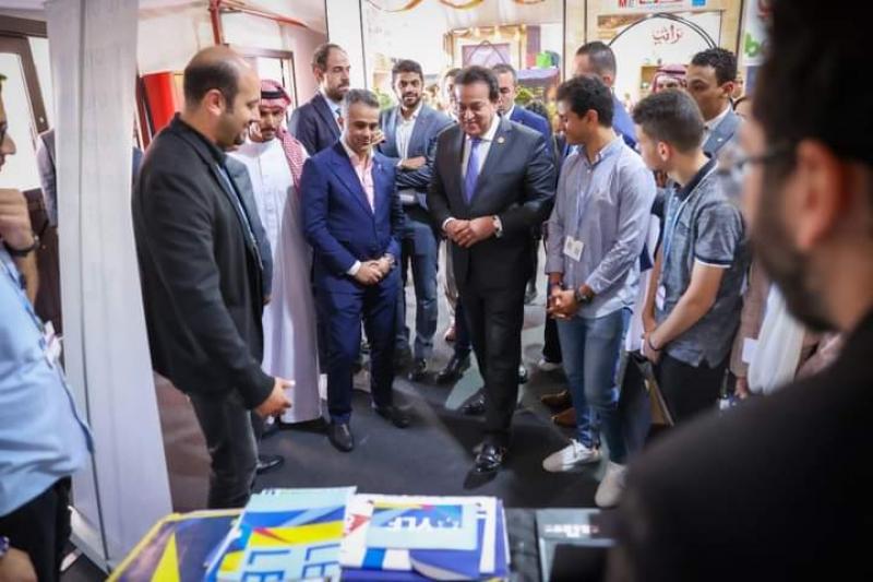 بوابة البرلمان