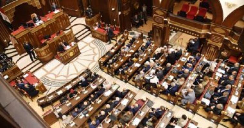 بوابة البرلمان