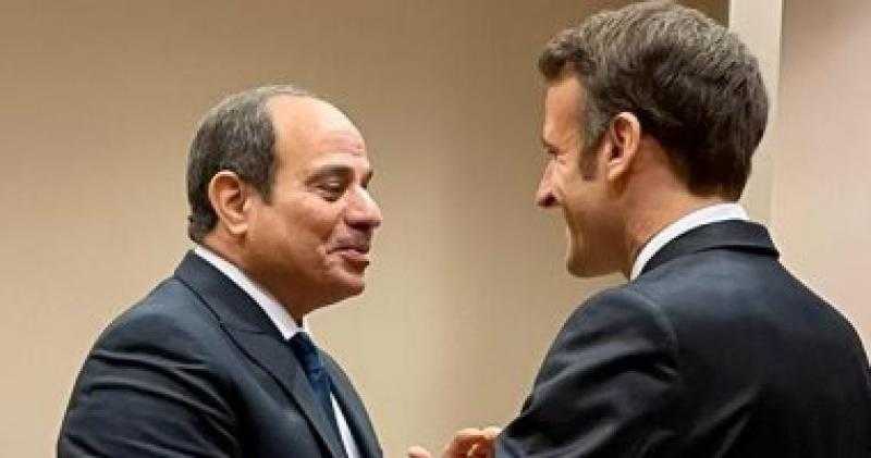 الرئيس السيسي ونظيره الفرنسي يؤكدان حرص البلدين على تثبيت دعائم استقرار العراق