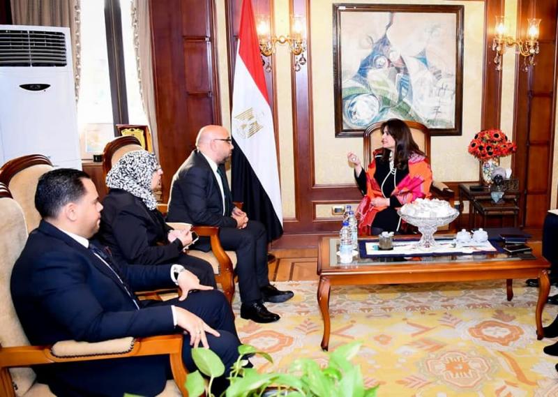 بوابة البرلمان