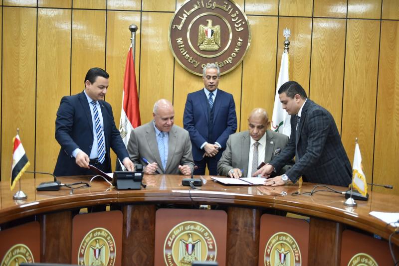 بوابة البرلمان