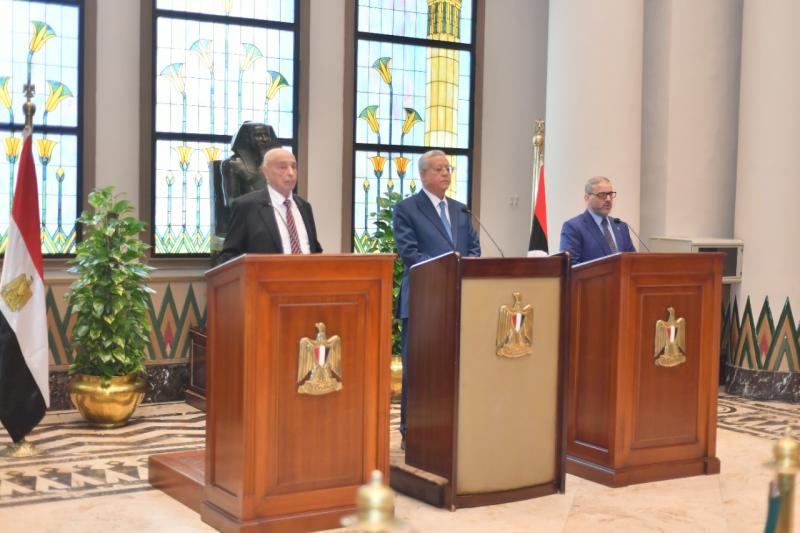 بوابة البرلمان