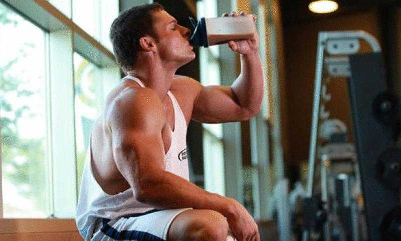 العلماء يكشفون عن عصير صحي ”يزيد بشكل كبير من قوة العضلات أثناء التمرين!
