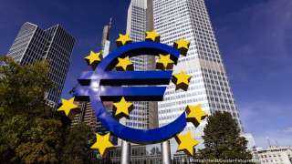 المركزي الأوروبي يتخذ قرارا بعد رفع الاحتياطي الأمريكي وبنك إنجلترا لأسعار الفائدة
