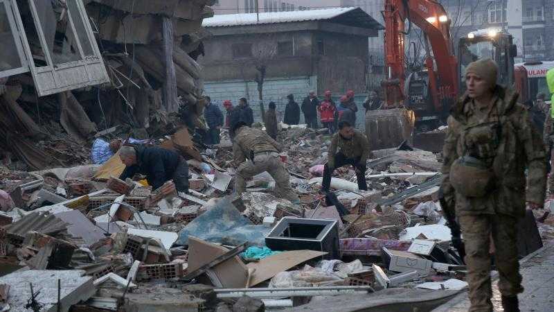 فرق الأمم المتحدة تقدم المساعدات لكل من تركيا وسوريا لتلافي آثار الزلزال