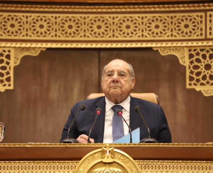 رئيس الشيوخ يرفع أعمال الجلسة العامة