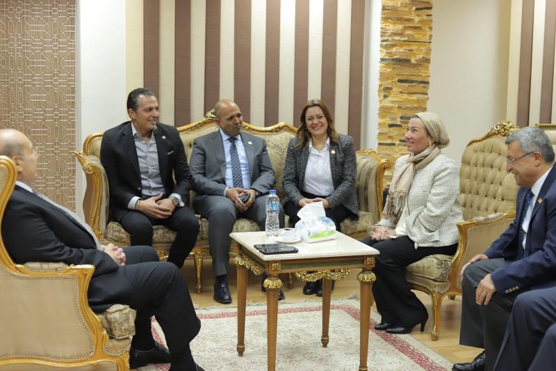 بوابة البرلمان