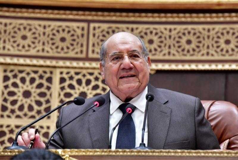 رئيس الشيوخ يهنئ الرئيس السيسي بحلول شهر رمضان المعظم
