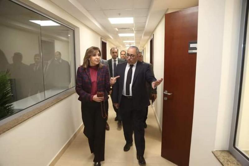 بوابة البرلمان