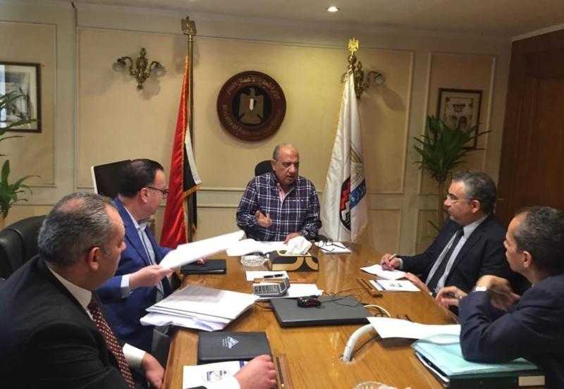 وزير قطاع الأعمال العام يتابع الموقف التنفيذي للمشروعات في شركة مصر الجديدة للإسكان والتعمير