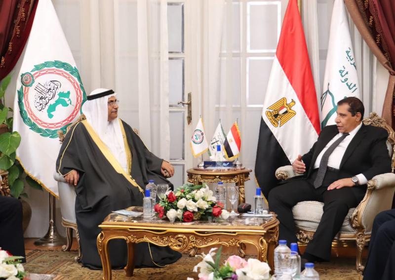 بوابة البرلمان