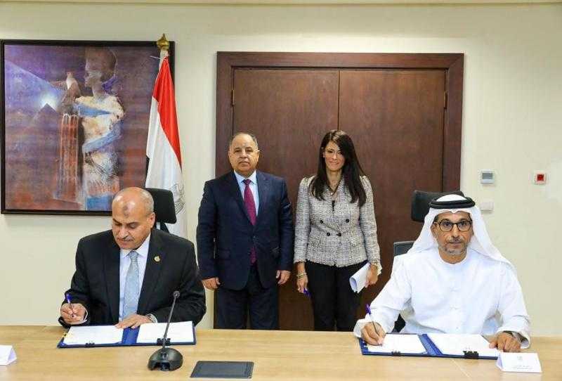 مصر والإمارات توقعان اتفاقية برنامج تمويل دوار لتمويل واردات القمح بقيمة 500 مليون دولار لمدة 5 سنوات