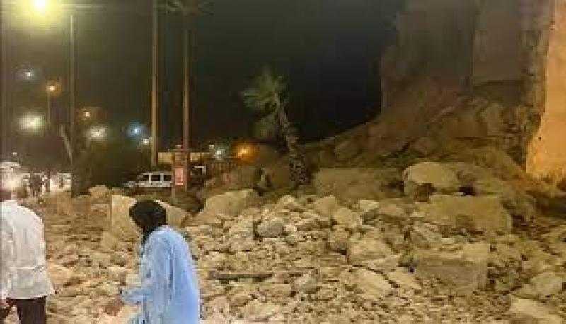 وزارة الداخلية المغربية: وفاة 296 شخصا وإصابة 153 آخرين بجروح جراء الزلزال