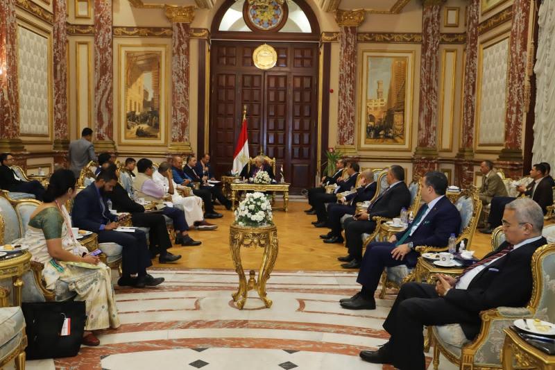 بوابة البرلمان