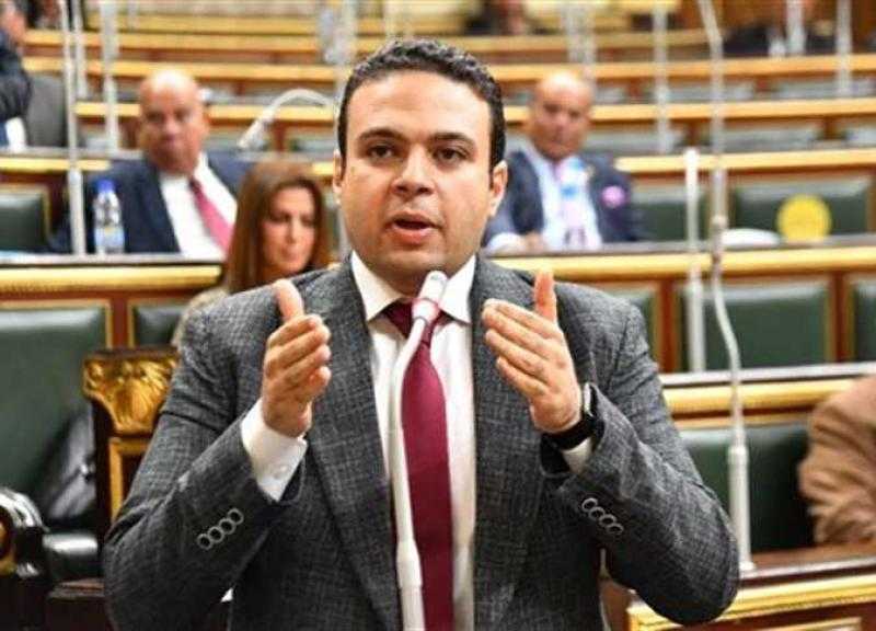 النائب عبد المنعم إمام ينتقد تعاقب الحكومة دون الالتزام بالاستحقاقات الدستورية