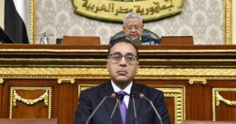 رئيس الوزراء يلتقي رؤساء اللجان النوعية بمجلس النواب