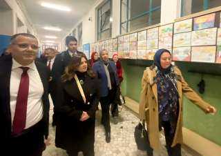 في إطار جولتها الأوروبية ضمن حملة ”شارك بصوتك”..وزيرة الهجرة تتفقد مدرسة نجيب محفوظ في ميلانو الإيطالية