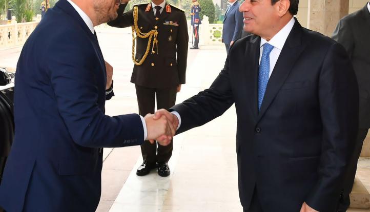 الرئيس السيسي: الدفع بإنفاذ حل الدولتين السبيل لتحقيق السلام بالمنطقة