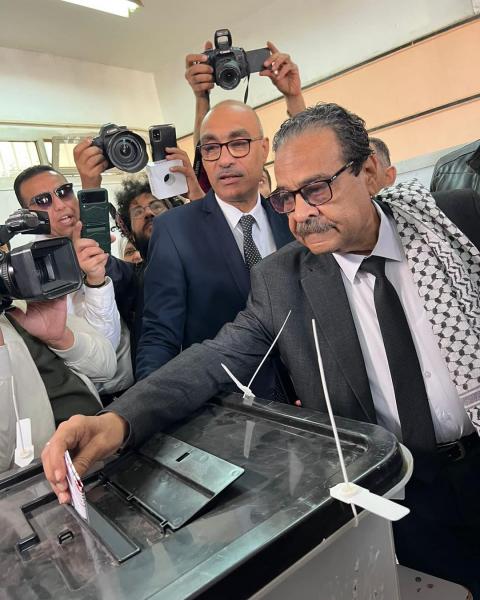 بوابة البرلمان
