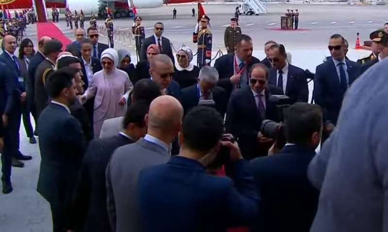 بوابة البرلمان