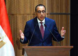 مدبولي: تطوير ميناء غرب بورسعيد يعكس رؤية السيسي لتحويل قناة السويس إلى مركز لوجستي عالمي| فيديو