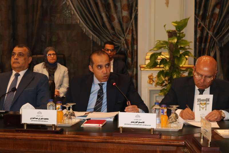 اجتماع اللجنة الخاصة المشكلة لدراسة برنامج الحكومة الجديدة